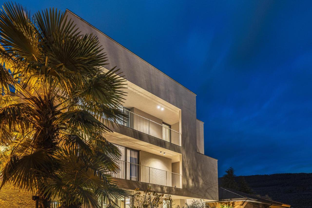 Essence - Charming Suites Riva del Garda Exterior photo